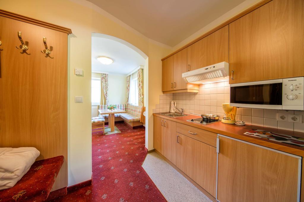 Residence Rossboden Mit Hallenbad Verano Εξωτερικό φωτογραφία